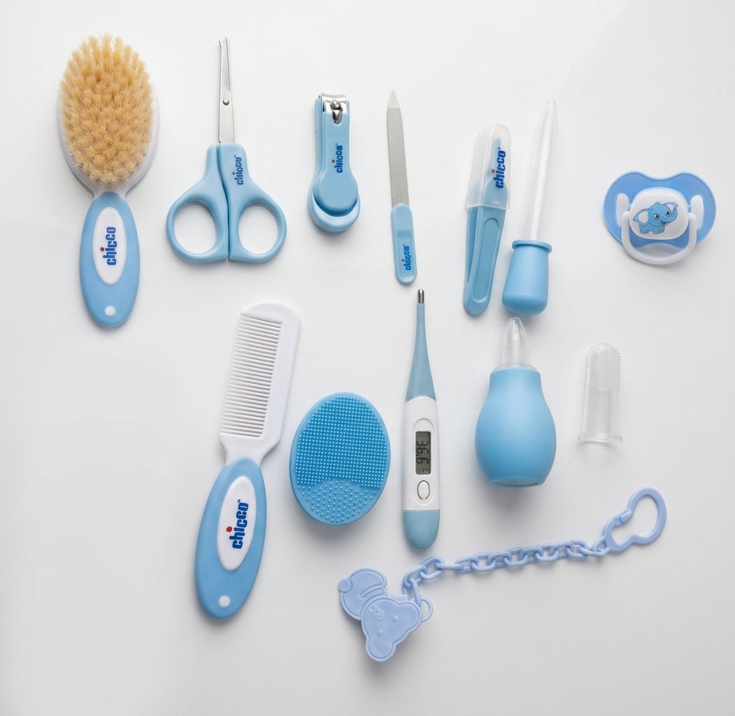 Chicco baby care kit 13 in 1 ( disney edition)